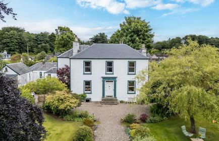 Rosebank House - 12 Guests, 6 Ensuite Bedrooms, EV point, Games Rooms, Wood Burner, Pet Friendly! - Photo 3