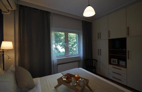 Garden Apartment next to the Mall -Private Parking - Photo 22