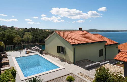 Green House - Photo 3