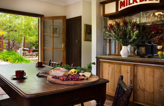 The Raglan - Photo 1