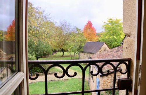 Les Perroutis - Foto 23