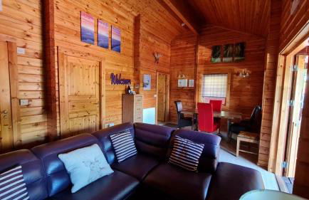 3-bed Lodge - Sleeps 7 - Hot Tub - Pet Friendly - Foto 28