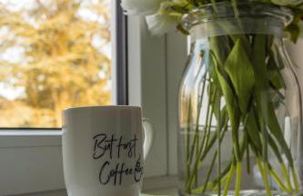 Nostalgie-Nest mit Boxspringbett - Foto 6