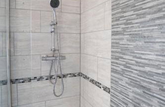 Stylish 3 Bed House-Free Parking - by Holiday Homes - Photo 17