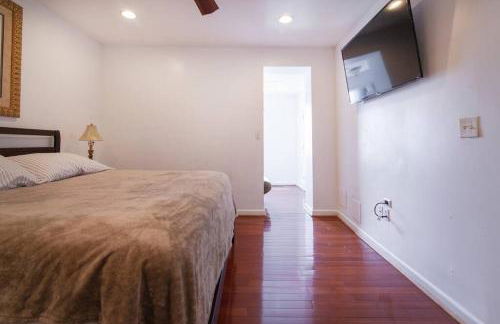 Relaxing, Spacious, Private, Walkable in Petworth! - Foto 26