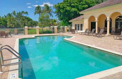 Vista Del Mar at Cape Harbour Marina, 10th Floor Luxury Condo, King Bed, Views! - Foto 42