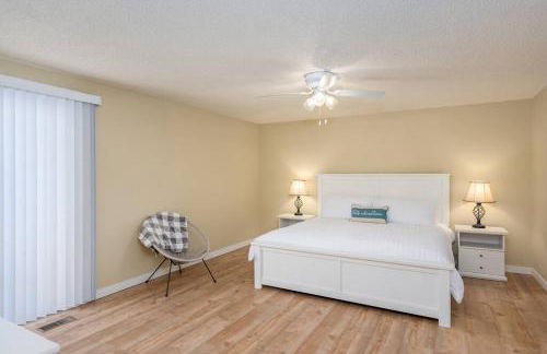 Edgewater Paradise HotTub Private Dock & Game Room - Foto 30