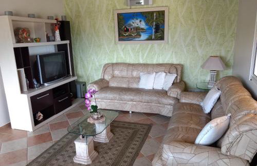 Paraíso Beira Mar, Casa Temporada Itanhaém, 30m Praia, Vista Mar, Piscina, Hidro, Wi-Fi 500 mb, Snooker, Churrasqueira, Garagem Grande, Lazer e Descanso - Foto 15