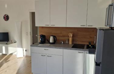 40 m2 Appartement Nürnberg Ost mit Balkon 8 Min by car to Expo Modern Stay Highspeed WLAN Quiet and Green - Foto 10