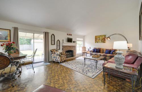 McQueeney Home with Grill about 10 Mi to New Braunfels - Foto 6