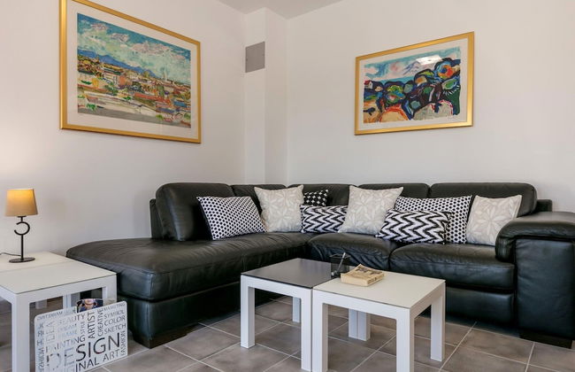 Villa on Brac Island Near Beach & Pool - Foto 9