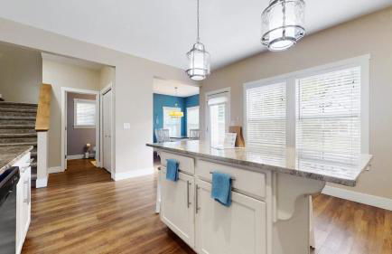 Spacious Dog-Friendly Getaway with Year-Round Pool & Hot Tub - Foto 16