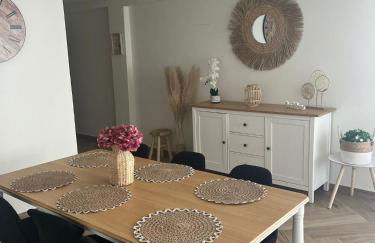 Beachfront Salou apartment with sea view - Foto 8