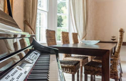 Northolme Hall - Photo 14