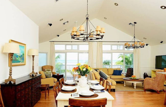 The Cottage at Rum Point - Private Getaway - Photo 2