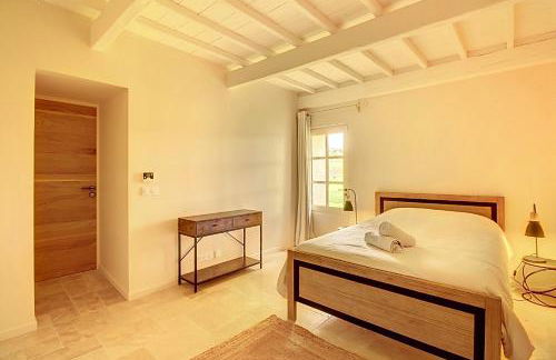 Superbe Mas Provençal rénové avec piscine, billard et climatisation à Paradou - Foto 60