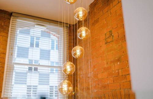 Incredible 3Bed Townhouse, Rooftop Patio, Sleeps 6 - Foto 10