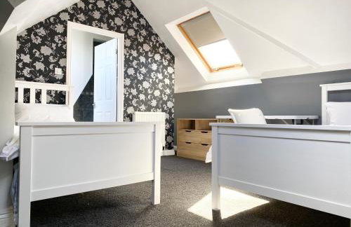 Spacious Five-Bedroom House Close to York Centre - Orchid House - Foto 7