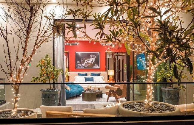 Willow Glen - Hollywood Hills Multi-level Villa With Theater & Pool - Photo 50