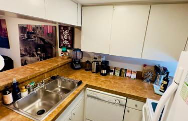 HiFi Sound & Comfort - Uptown Dallas / 2-story loft - Foto 8