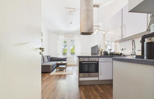 Zentrales Apartment im Westend I Küche I Balkon I für bis zu 4 Personen - Foto 9