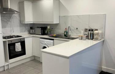 Modern and Stylish Two Bedroom Flat - Foto 22