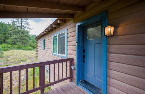 Hot Tub + Views | Cozy Retreat - Foto 47