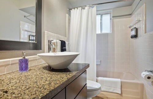 Perk Up Your Getaway Stylish Galleria Retreat - Foto 7