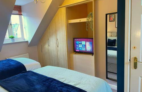 Mayflower 3 Bedrooms House 7 Beds 2 Showers Off Road Parking - Foto 6