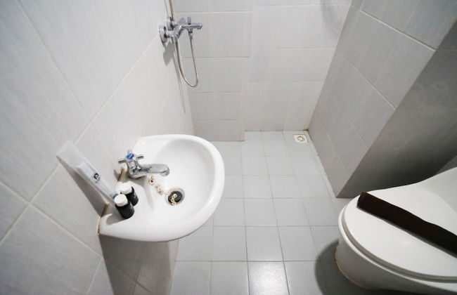 Simple And Homey 2Br At Dian Regency Apartment - Photo 23