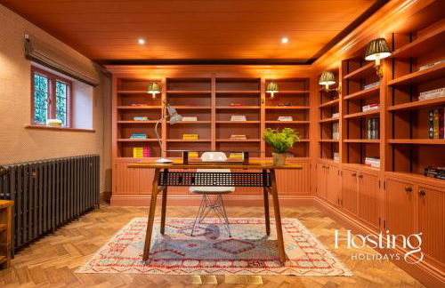 The Writers Retreat - Photo 13