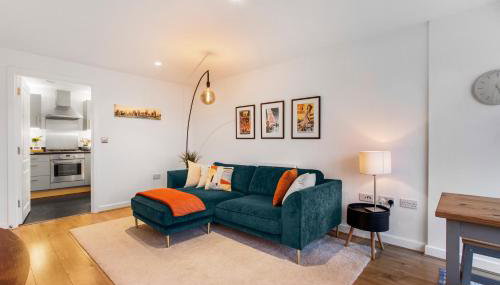 Stylish 2-Bed Apartment - Easy Access to London - Foto 2