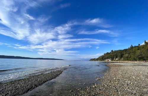 Stunning House with Views of Puget Sound! Ideal for Family Reunions - Photo 152