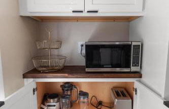 Renovated, Dog Friendly, Fenced Yard, Game RM - Foto 32