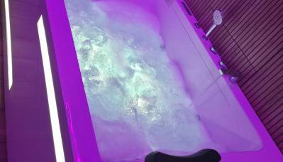 Mostique Spa Apartment with Jacuzzi - Foto 3