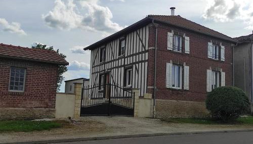 Chez Suzanne Maison à la campagne 2-8pers 4 chambres - Foto 2