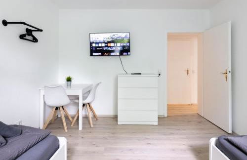 3 BR Nice Apartment Gelsenkirchen - Foto 12