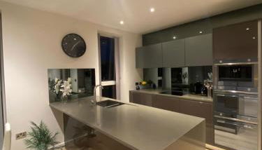 Marvelous 3 Bed Penthouse in KewBridge - Foto 4
