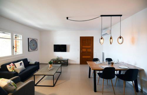 Amazing 2 bedroom apartment overlooking the Marina of Vourkari - Foto 9