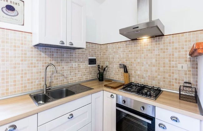 Agriturismo Poggio di Montepescoli - L'aia - Foto 11