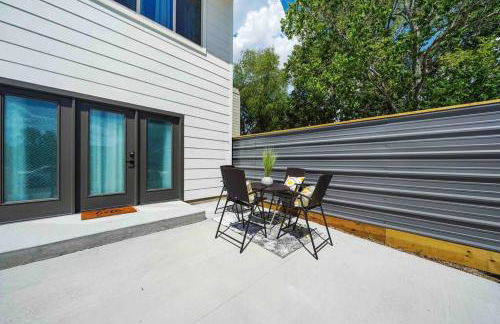 Private Entry Luxury Apartment in Central Location - Foto 4