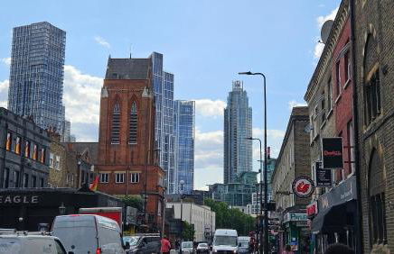 Vauxhall Central - Spacious 3-Bed Serviced Apartment- Balcony-Free Parking - Lift - Sleeps 7 - Foto 22