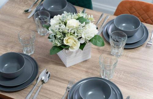 Open Mind Property - Luxury House & Free Parking - Foto 20