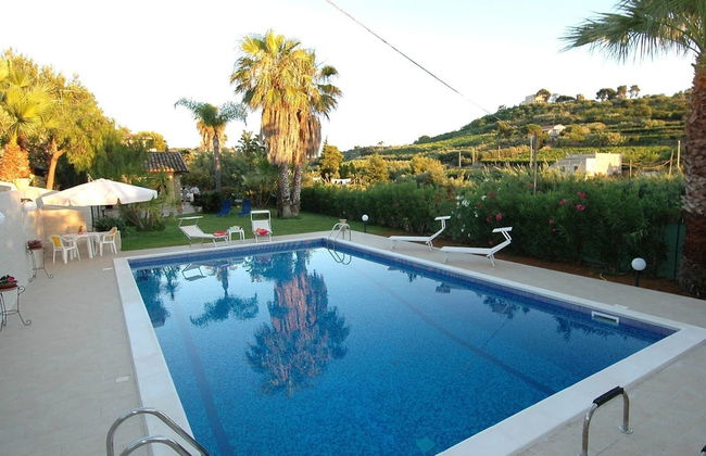 Holiday Home With Private Pool, Near the Beach - Foto 11