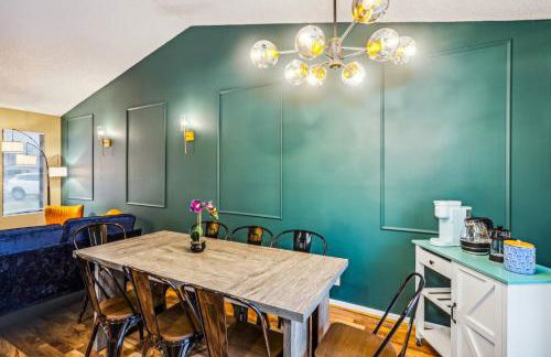 Theater, King&PoolTable with PrivateHotTub - Foto 3