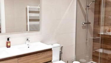 Apartamento de cuatro habitaciones en Talavera - Foto 4, towels, Shower
