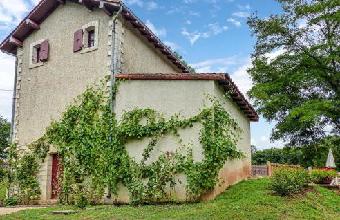 Beautiful Home In Nanteuil-En-Vallée With Wifi - Foto 10