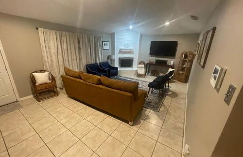 4BR Family Getaway, Pets Welcome, Self Check In! - Foto 14
