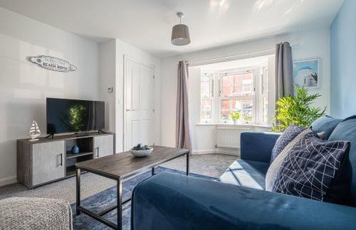 Our latest stunning property by Our Home Short Stays free parking super fast WiFi large back garden and crisp hotel white linen - Foto 15