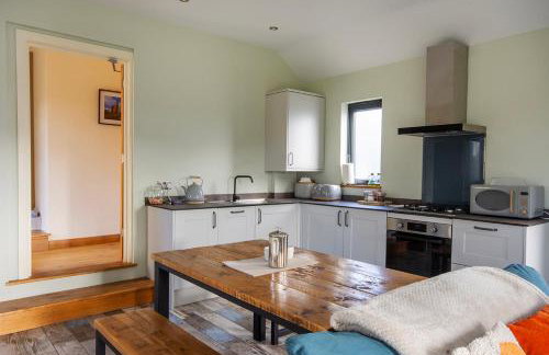 Middle Barn at Cusgarne Manor, adults only - Photo 6